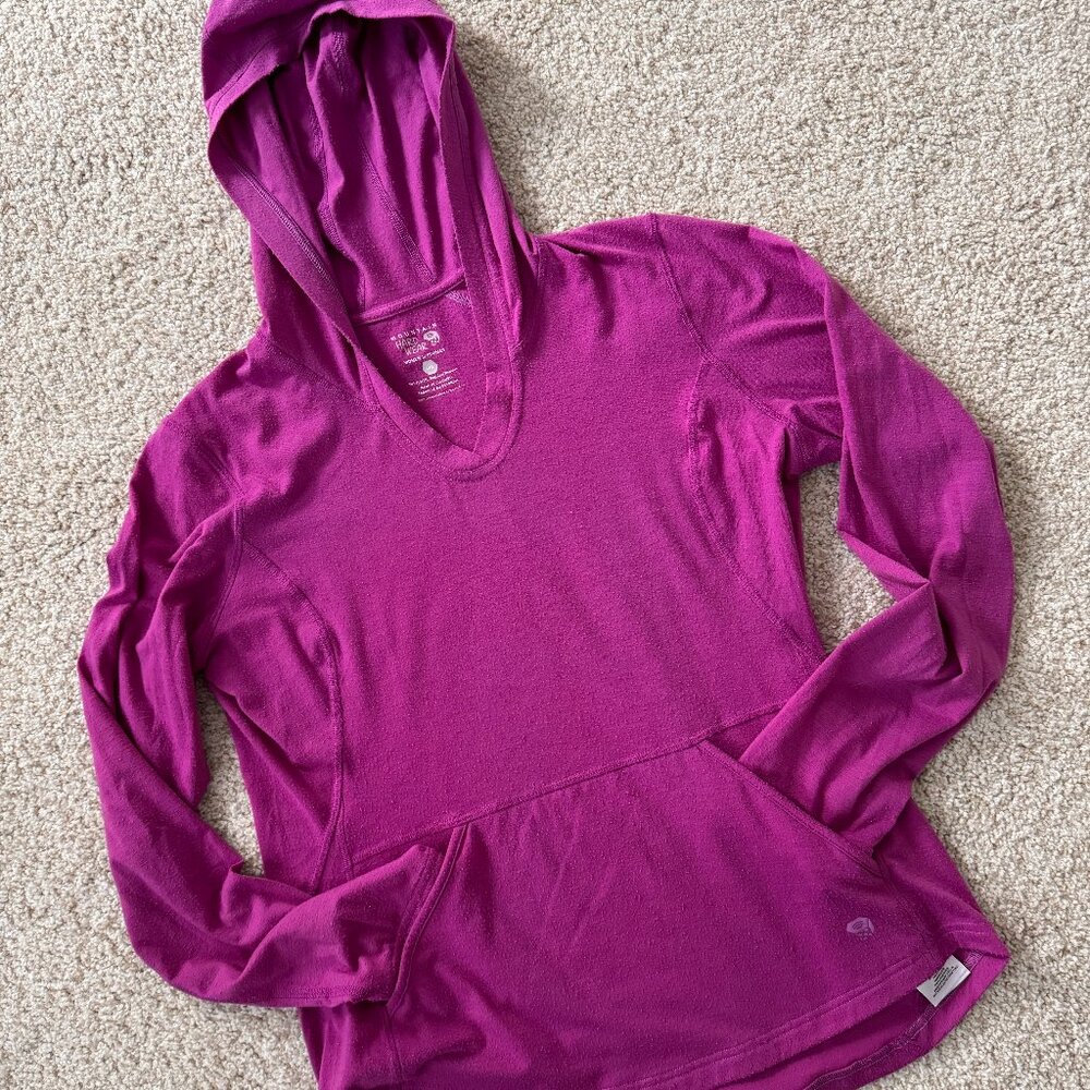 Long sleeve, hoodie, size large